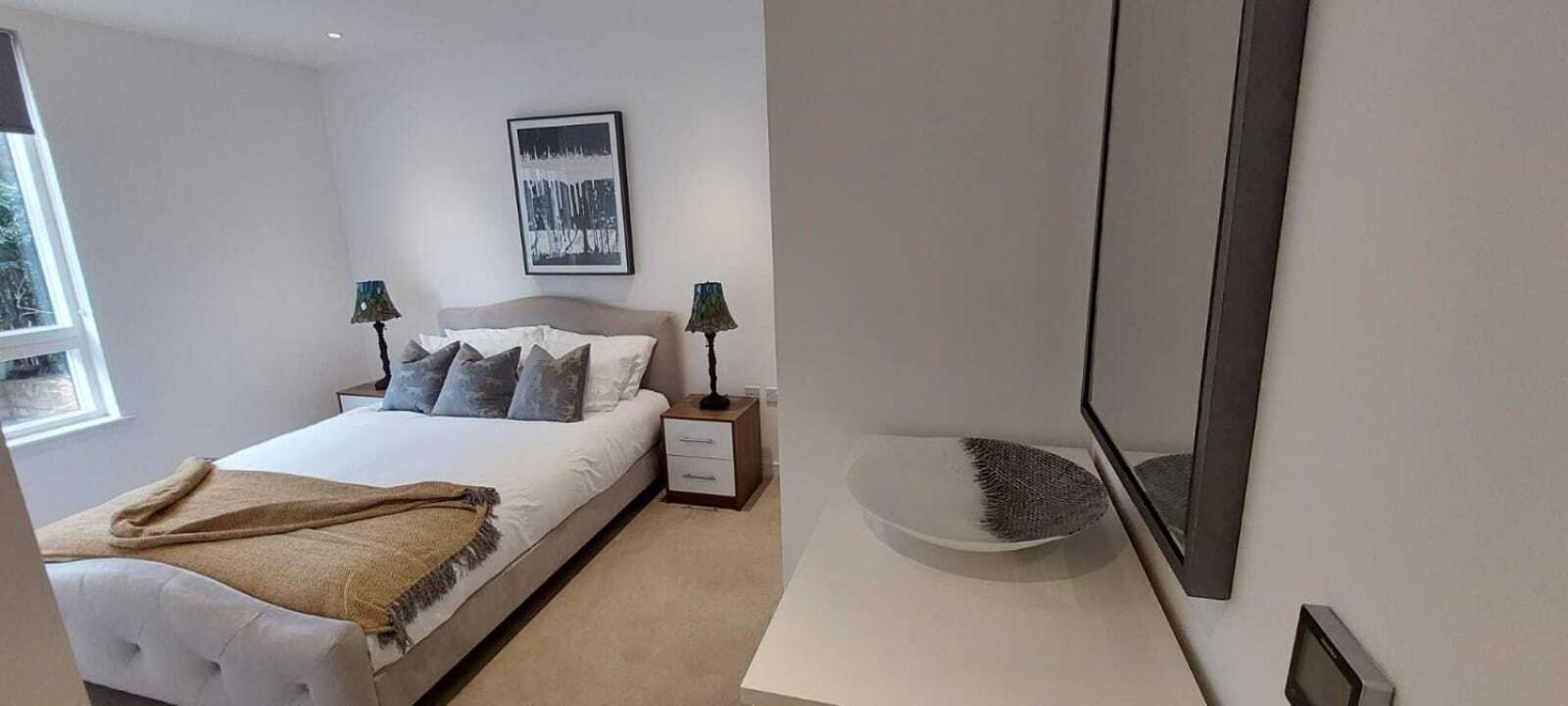 2 Bed Property Close To Heathrow Airport Hounslow Kültér fotó